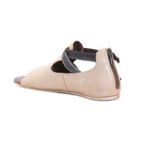 Roan Sandal Inaya Gray Black 9.5 Worn 1 time